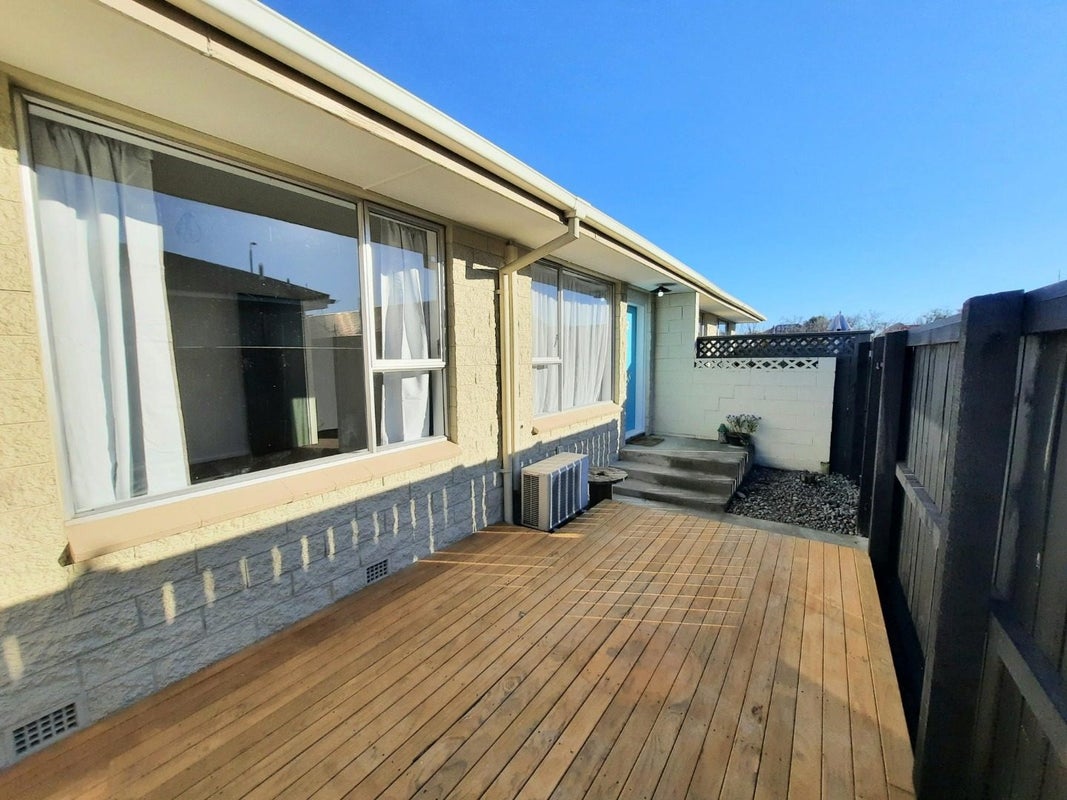 2/79 Champion Street, Edgeware, Christchurch - Carousel 1