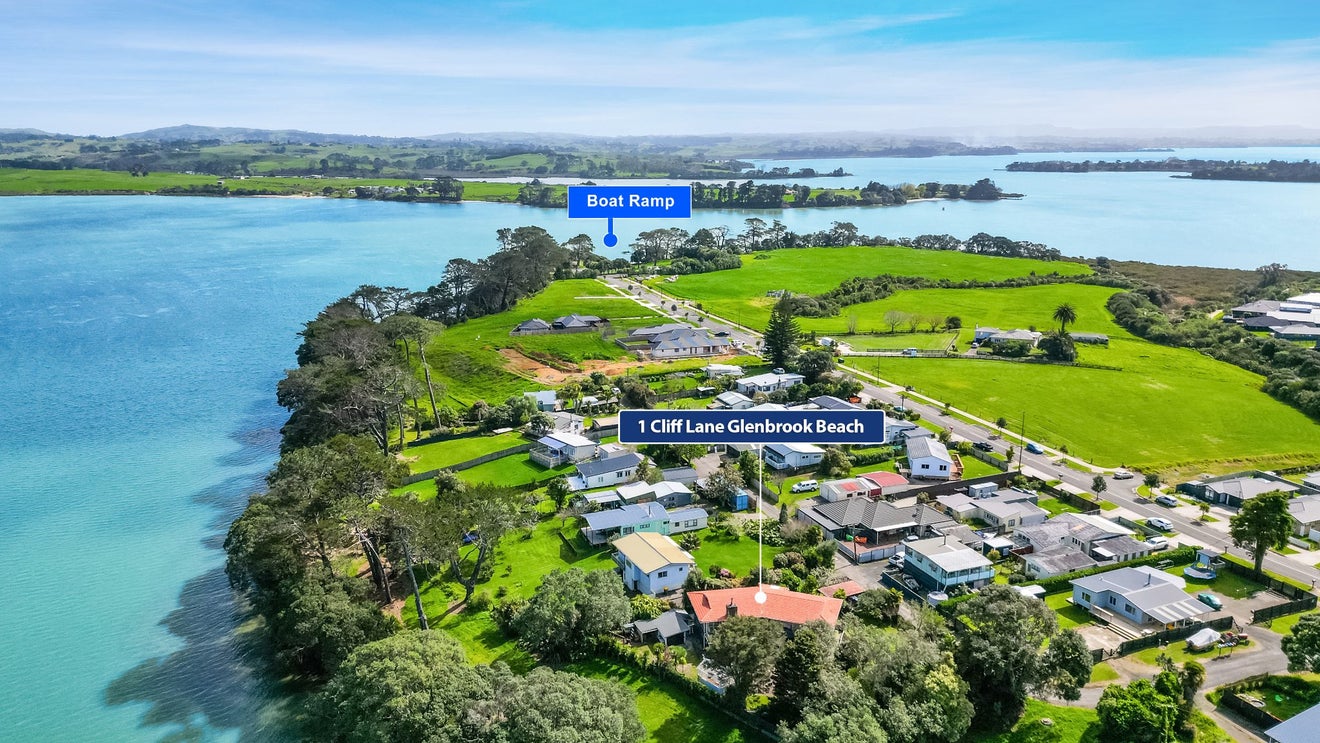 1 Cliff Lane, Waiuku - Carousel 1