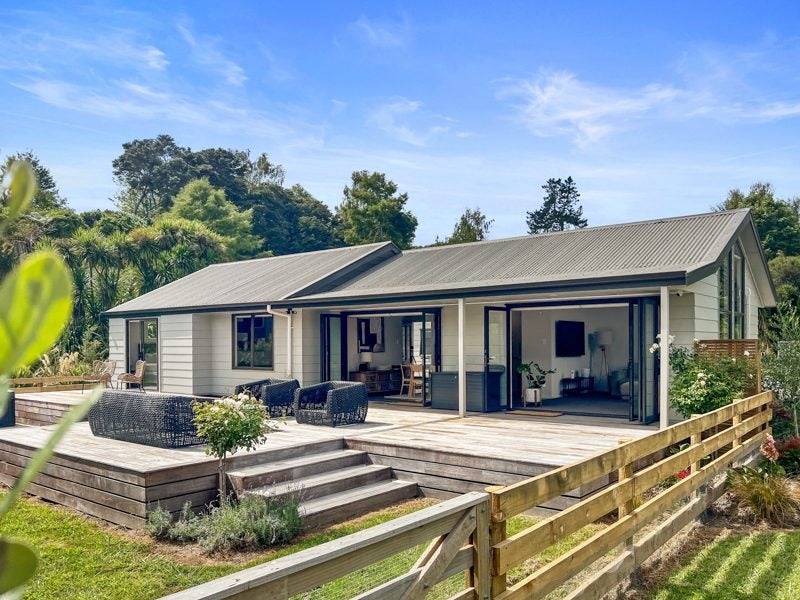 45A Te Awa Lane, Tamahere, Hamilton - Carousel 2