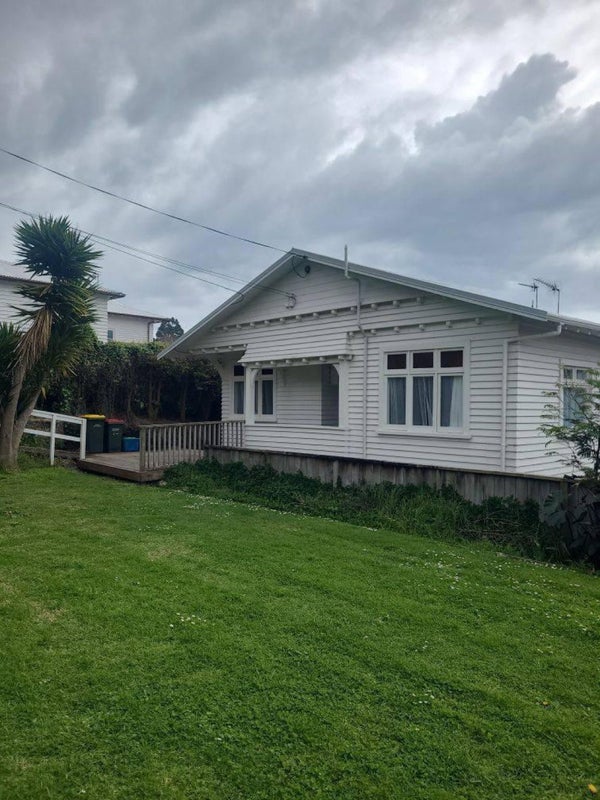 104 Fulford Street, New Plymouth, New Plymouth - Carousel 16