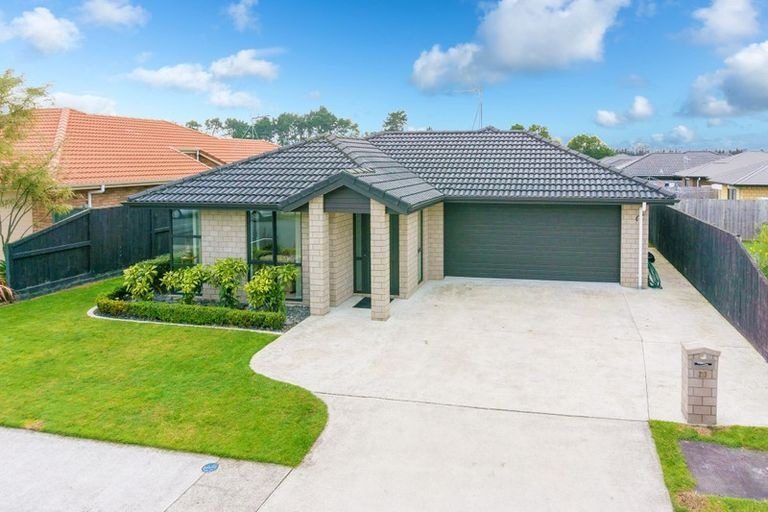 213 Dixon Road, Fitzroy, Hamilton - Carousel 2