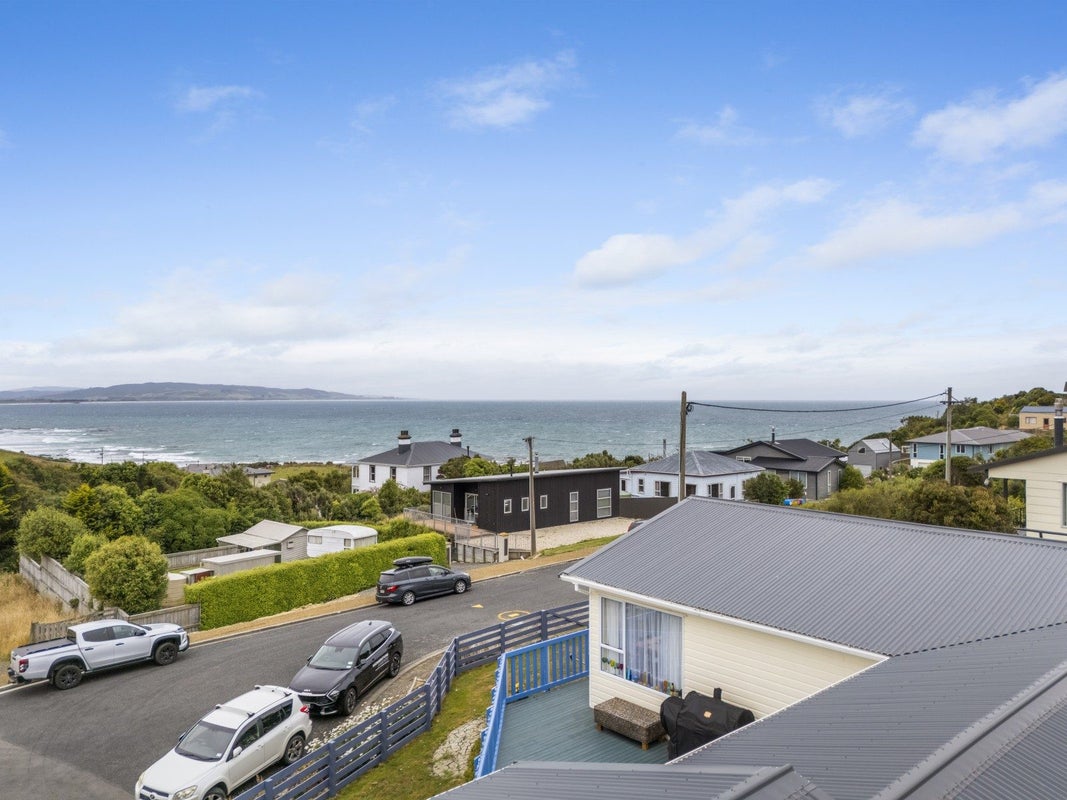 31 Hill Street, Kaka Point, Balclutha - Carousel 1
