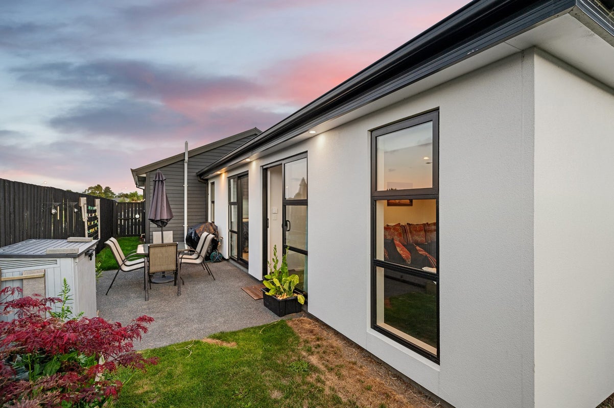 71 Manakura Street, Russley, Christchurch - Carousel 13