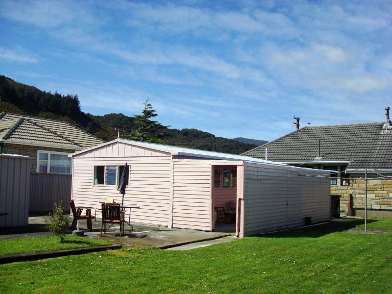 7 Nelson Crescent, Wainuiomata, Lower Hutt - Carousel 10