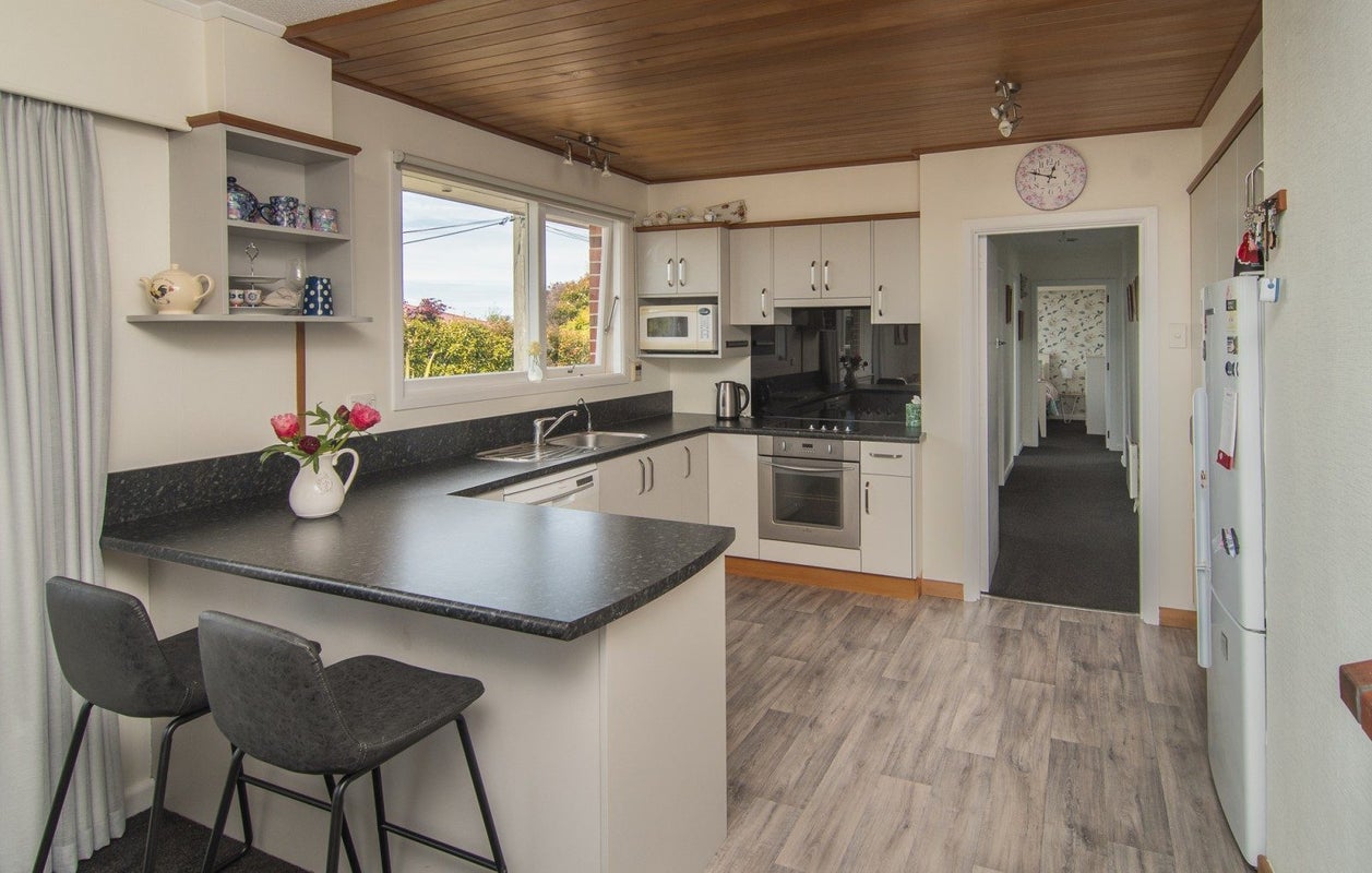 3 Matai Crescent, Highfield, Timaru - Carousel 2