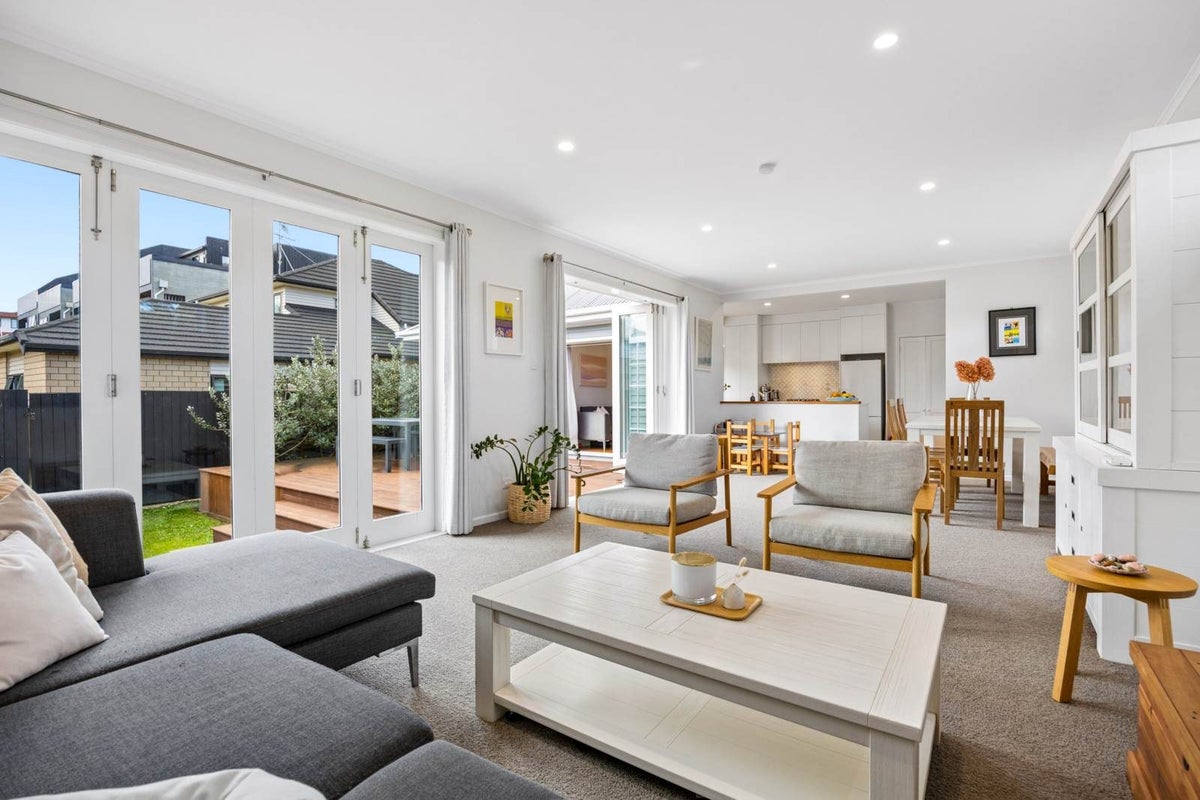 117 Pah Road, Royal Oak, Auckland - Carousel 2