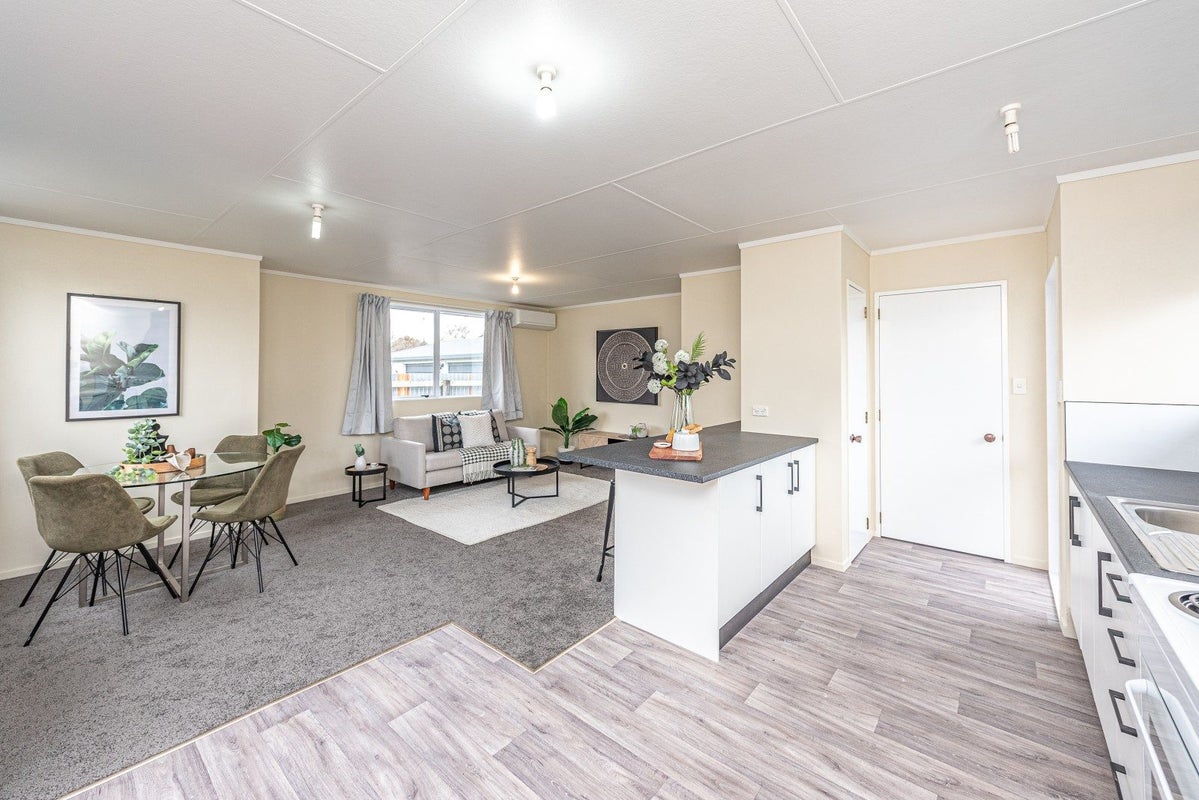 13A Sydney Place, Whanganui, Whanganui - Carousel 2