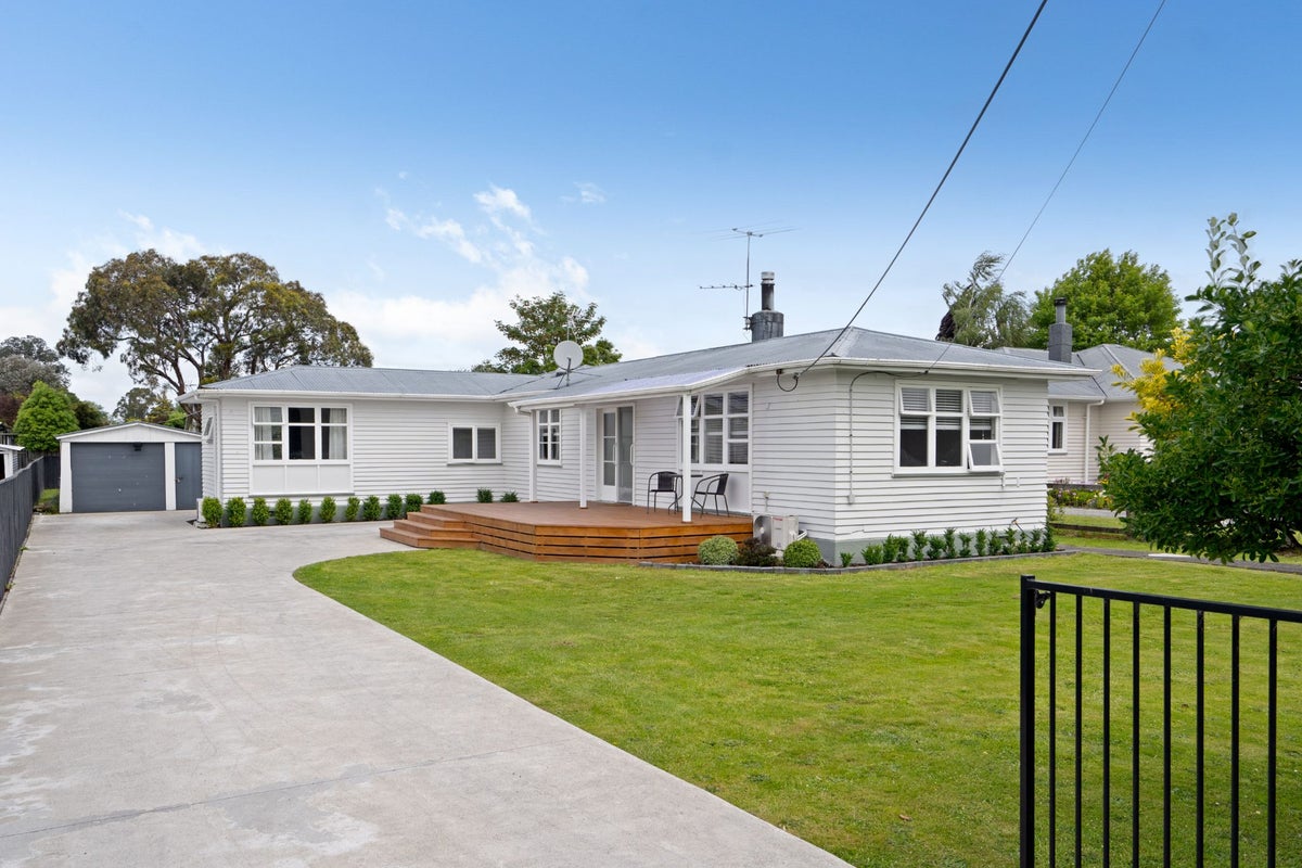 63 South Road, Kuripuni, Masterton - Carousel 1