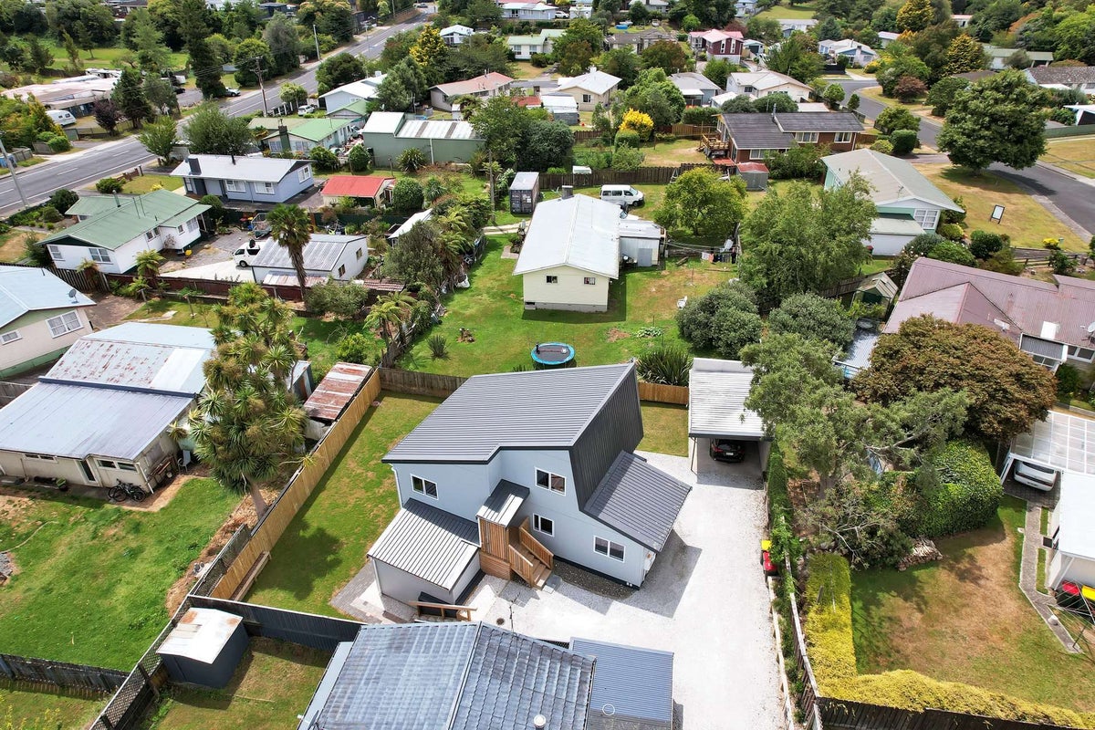 244 SUNSET ROAD, SUNNYBROOK, Rotorua - Carousel 2