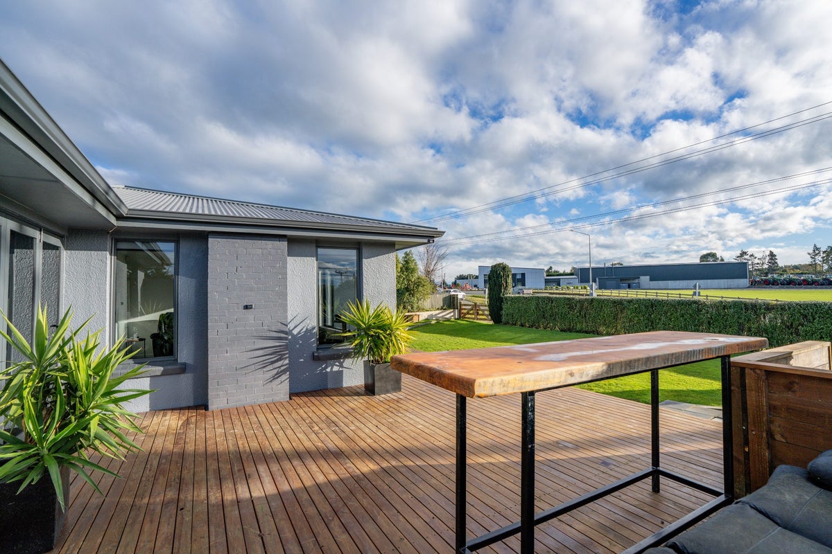 16 Lorne Dacre Road, Lorneville, Invercargill - Carousel 2