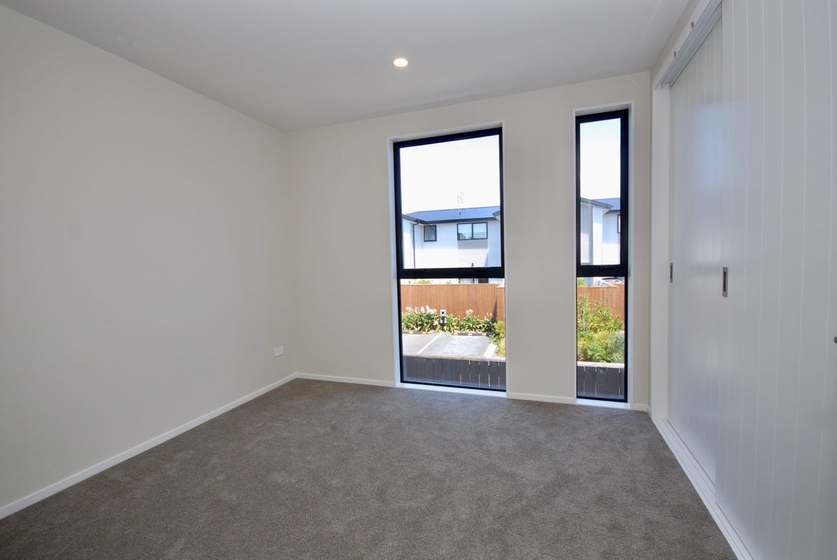 3/139 Tirimoana Road, Te Atatu South, Auckland - Carousel 14