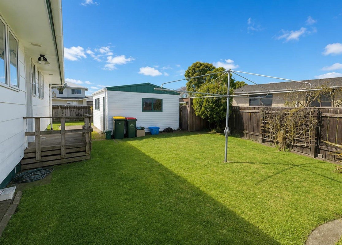 4 Jade Place, Bell Block, New Plymouth - Carousel 11