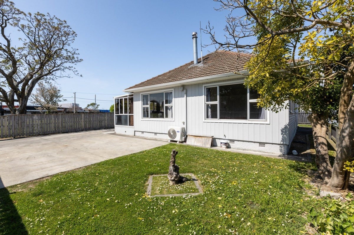 83 Hillary Crescent, Maraenui, Napier - Carousel 1
