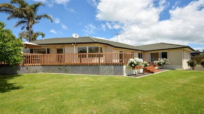20 Sissinghurst Court, Bethlehem, Tauranga - Carousel 1