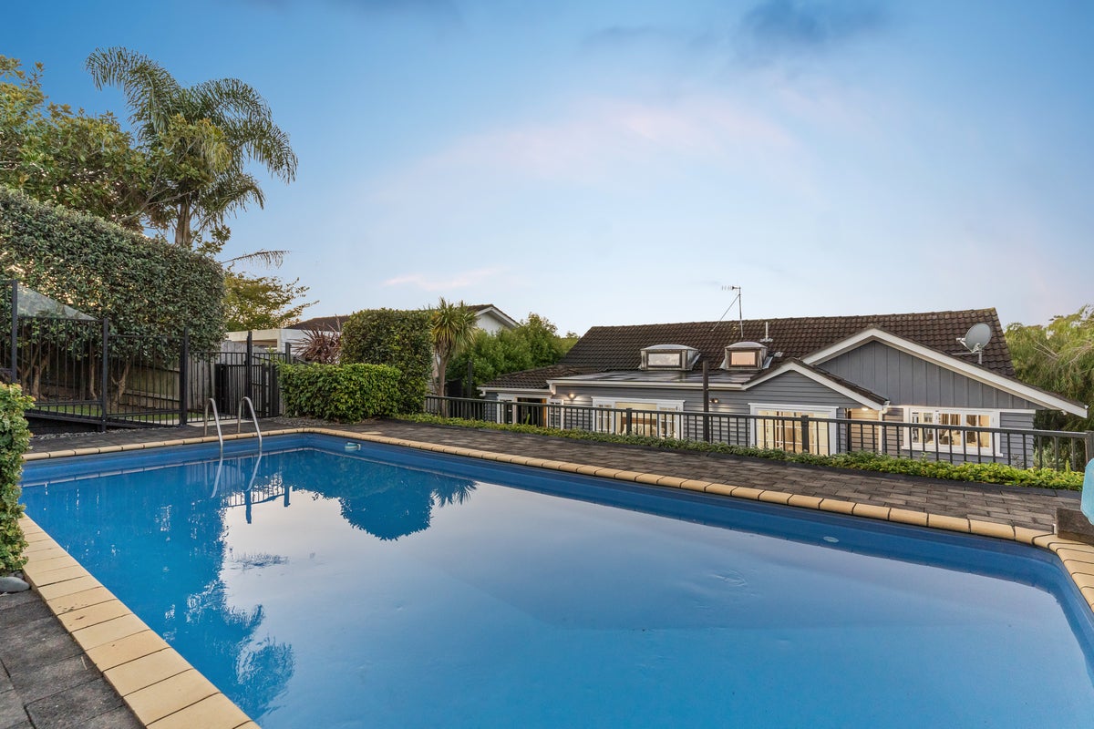 67 Gowing Drive, Meadowbank, Auckland - Carousel 2