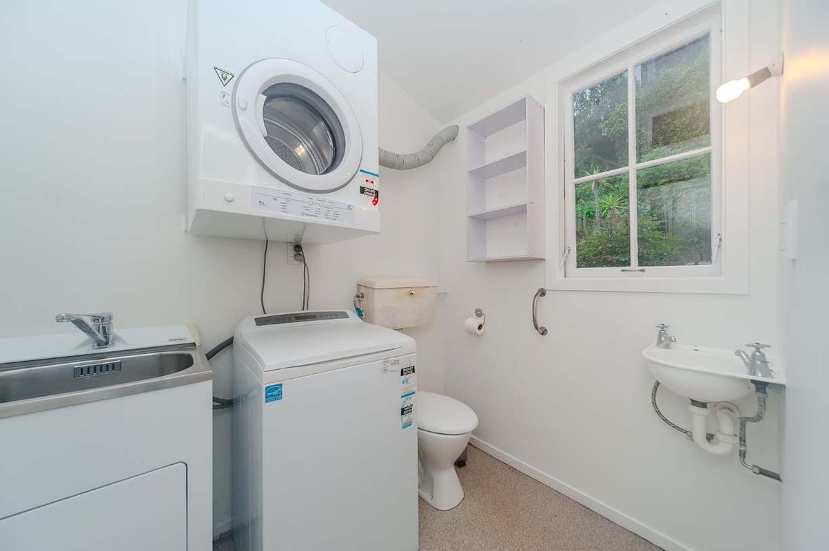 268 The Terrace, Te Aro, Wellington - Carousel 17