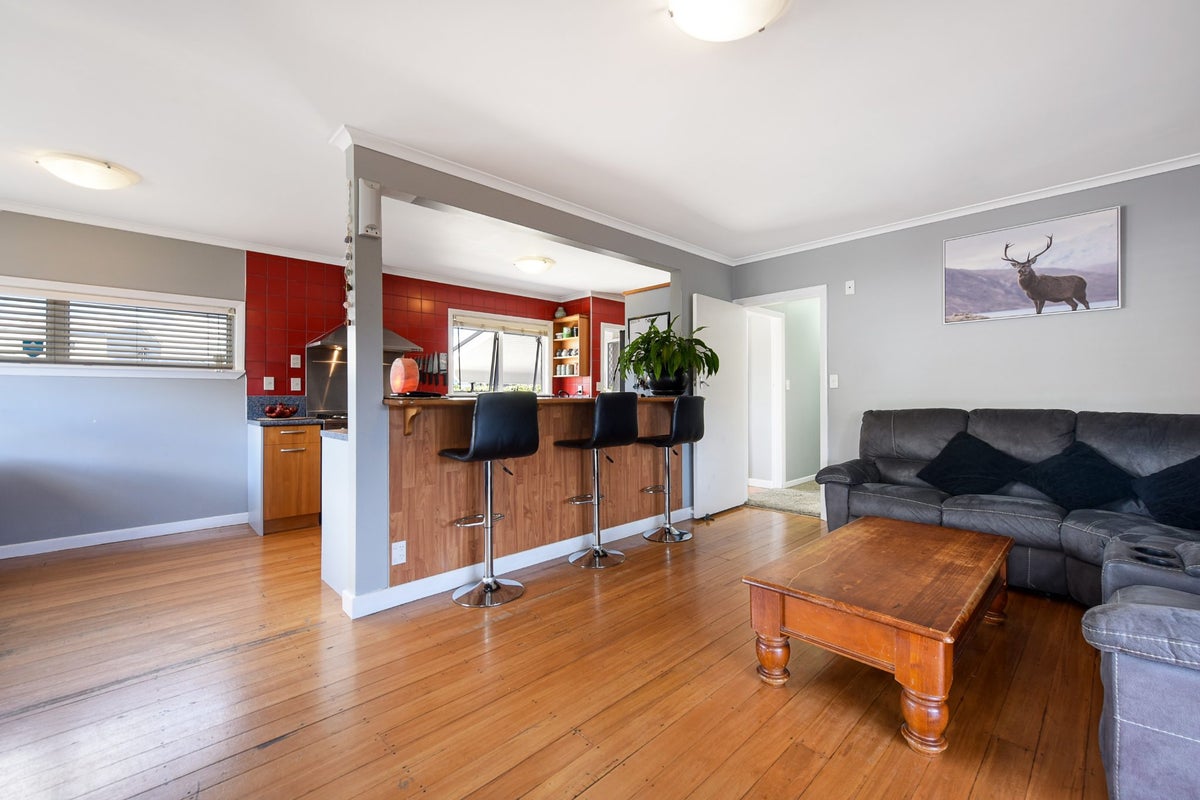 45 Roto Street, Tahunanui, Nelson - Carousel 2