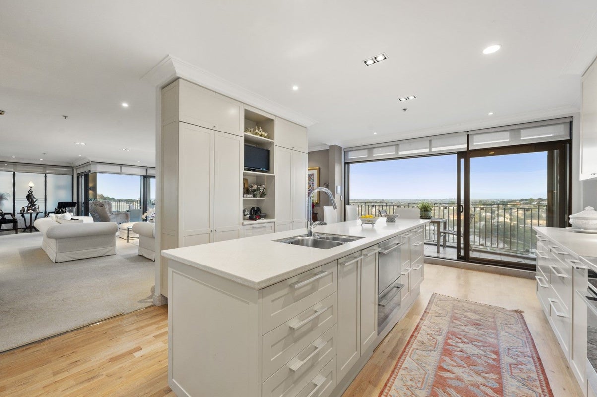 8C/36 James Cook Crescent, Remuera, Auckland - Carousel 2