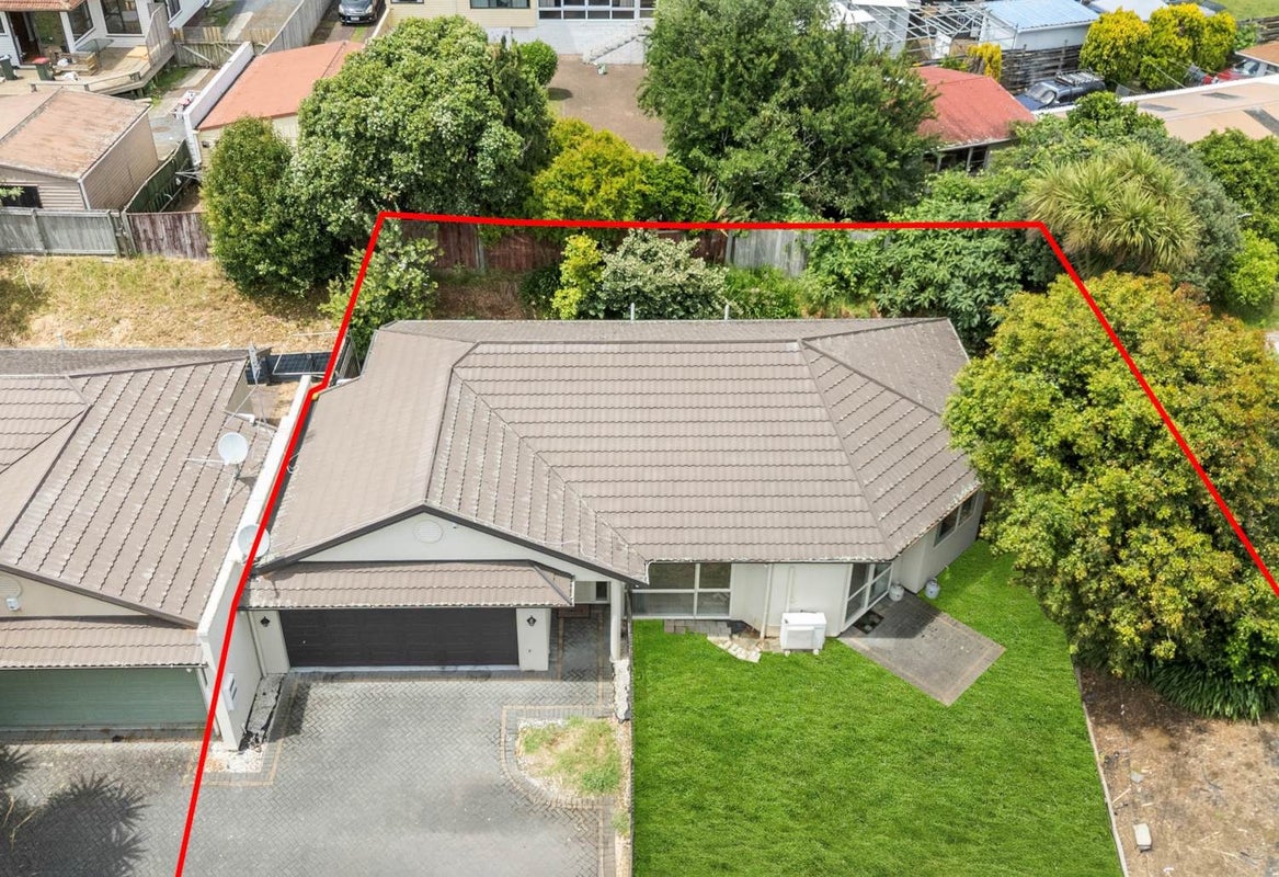 3/8 Saints Court, Manurewa, Auckland - Carousel 1