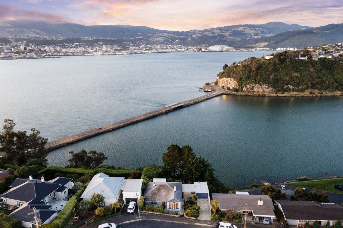 93 Moana Crescent, Musselburgh, Dunedin - Carousel 1