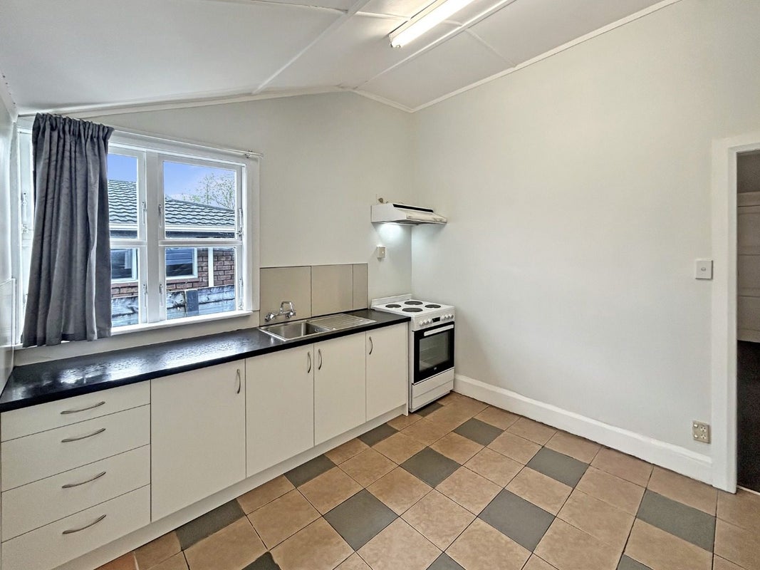 153 Ferguson Street, West End, Palmerston North - Carousel 2