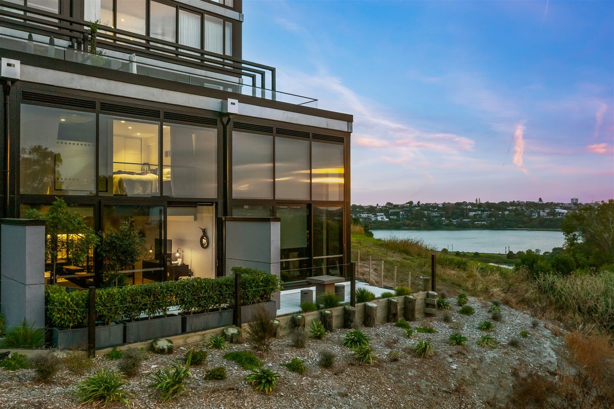 102/27 Grace Street, Orakei, Auckland - Carousel 2
