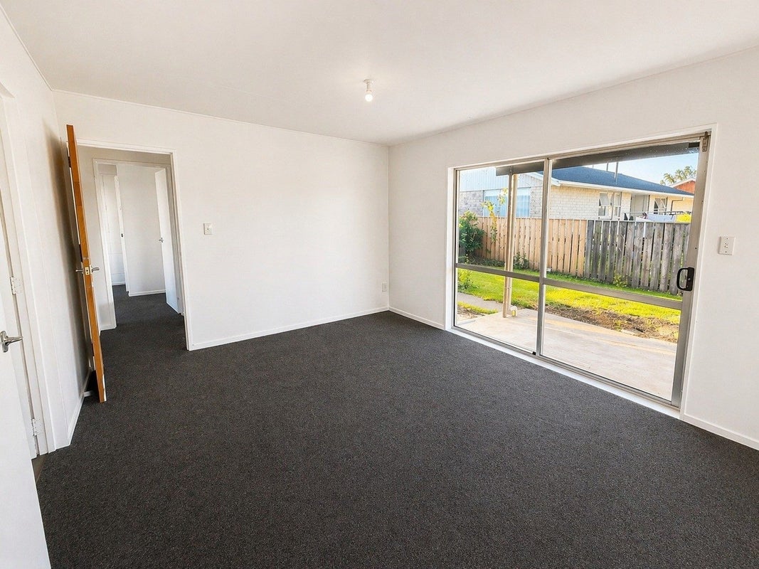 13B Hudson Road, Flaxmere, Hastings - Carousel 2