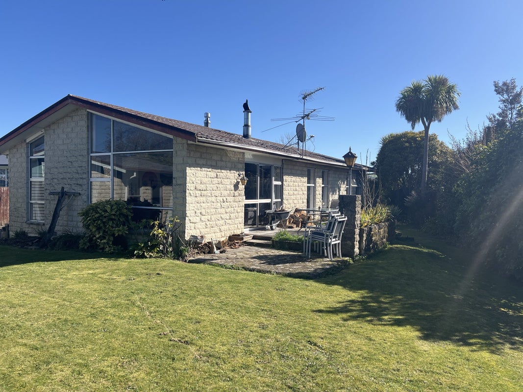 9 McElrea Place, Allenton, Ashburton - Carousel 1