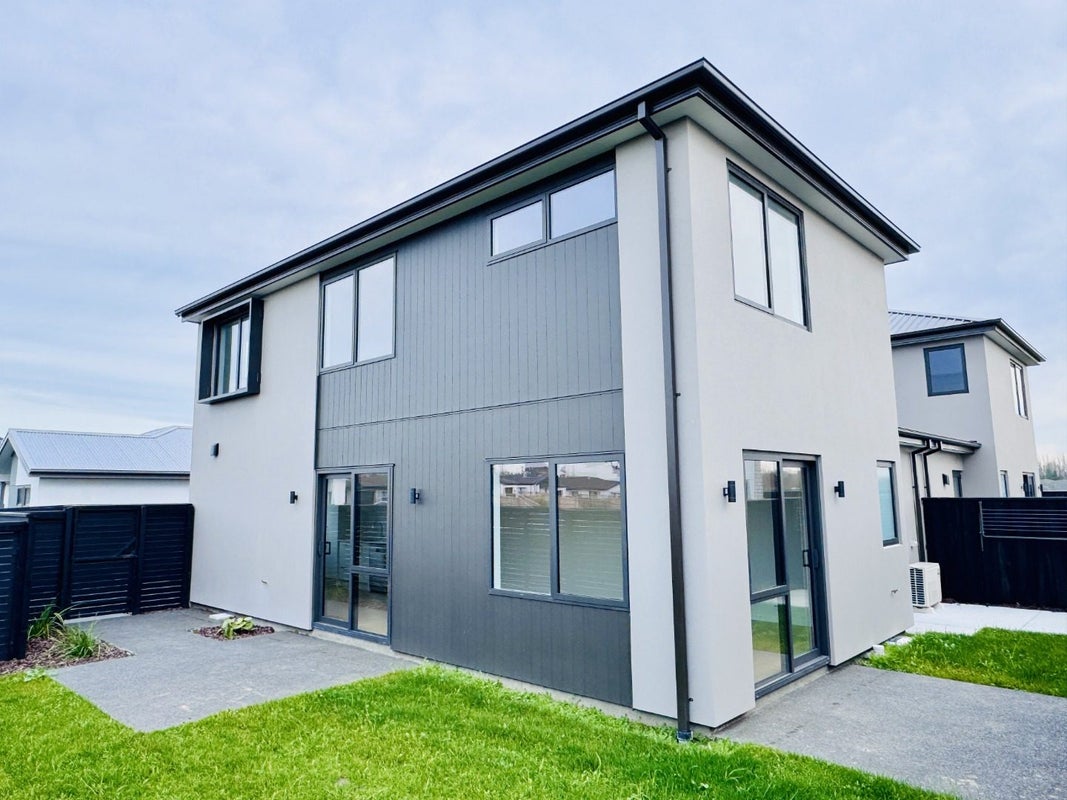 71 Chrysolite Place, Belfast, Christchurch - Carousel 2