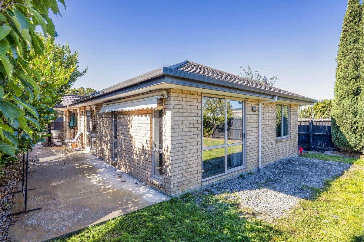 10 Netley Place, Aranui, Christchurch - Carousel 2