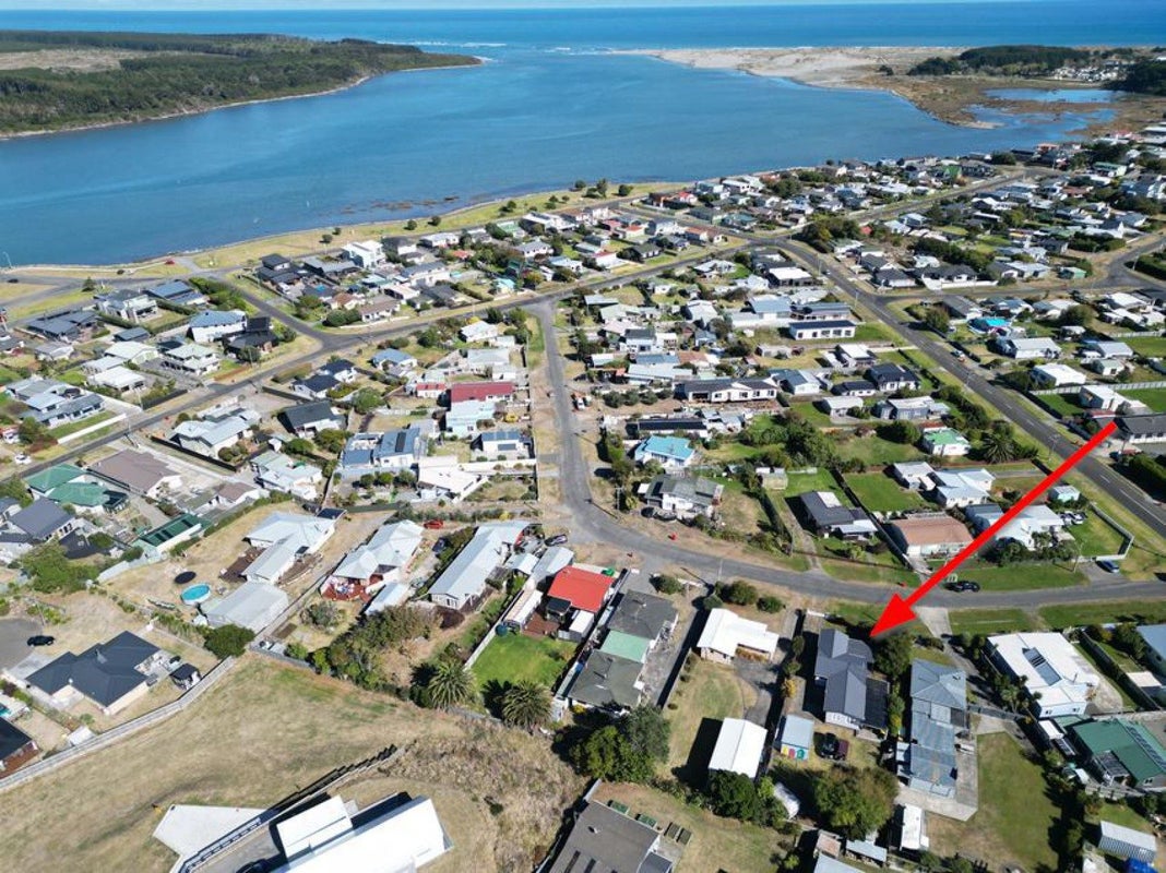 4 Andresen Street, Foxton Beach, Foxton - Carousel 2