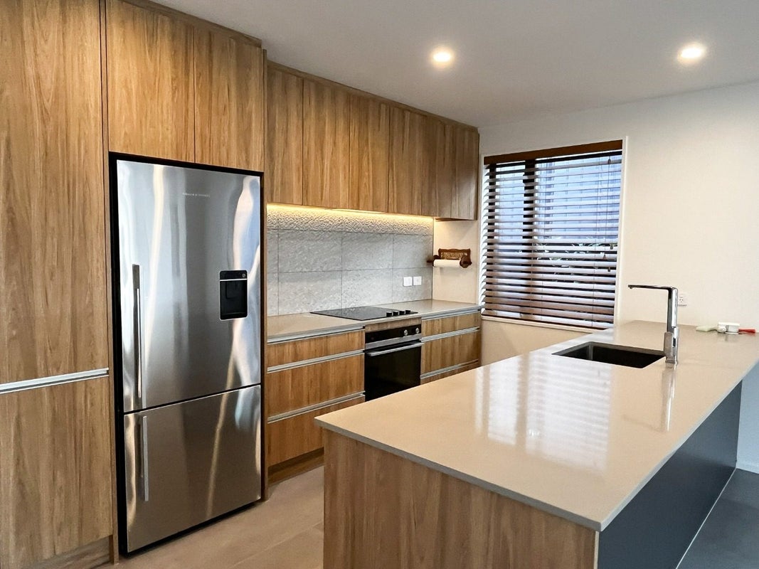 18 Spencer Street, Addington, Christchurch - Carousel 2