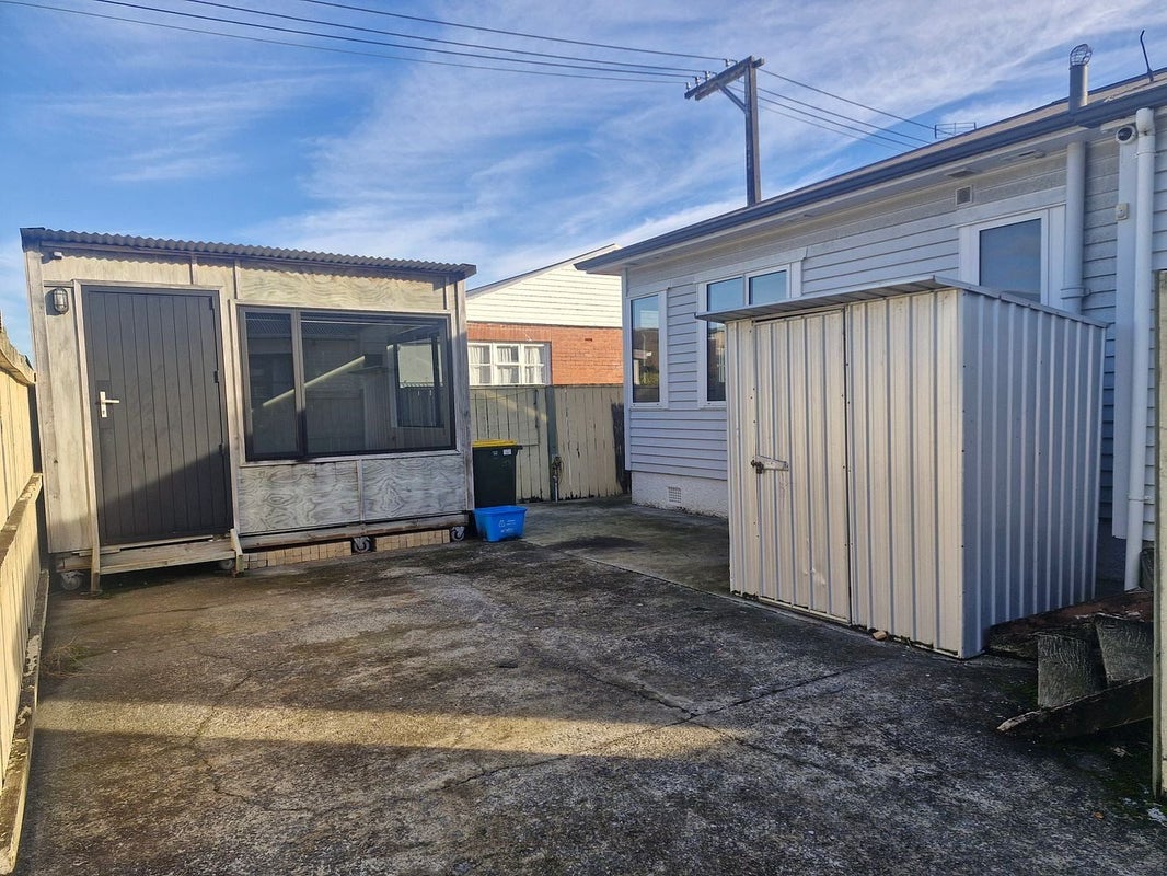 8 Taita Drive, Boulcott, Lower Hutt - Carousel 8