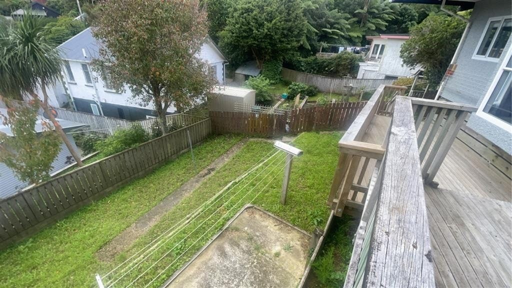 14 West Road, Northland, Wellington - Carousel 10