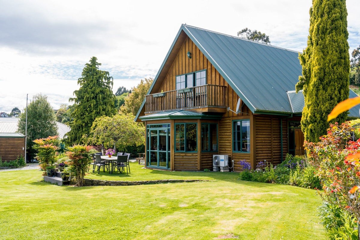 7 Greenhithe Street, Waihola - Carousel 2