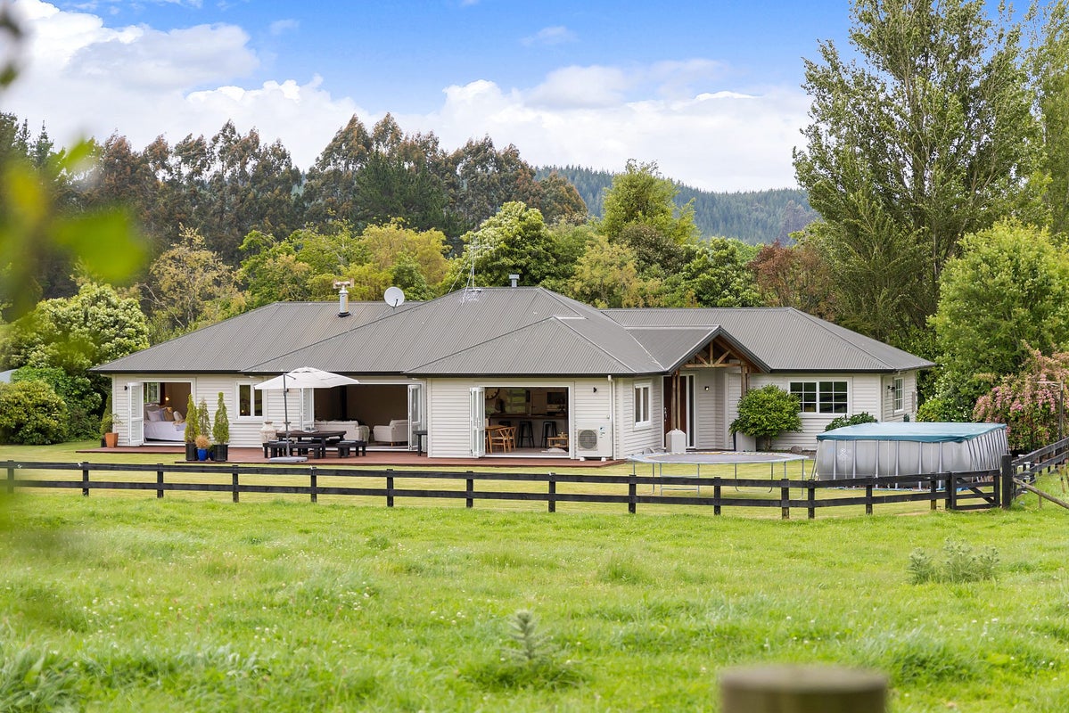 92 Emerald Glade Road, Nukuhau, Taupo - Carousel 1