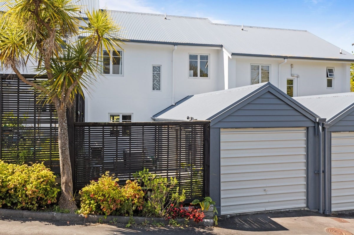 69 Winery Way, Henderson, Auckland - Carousel 1