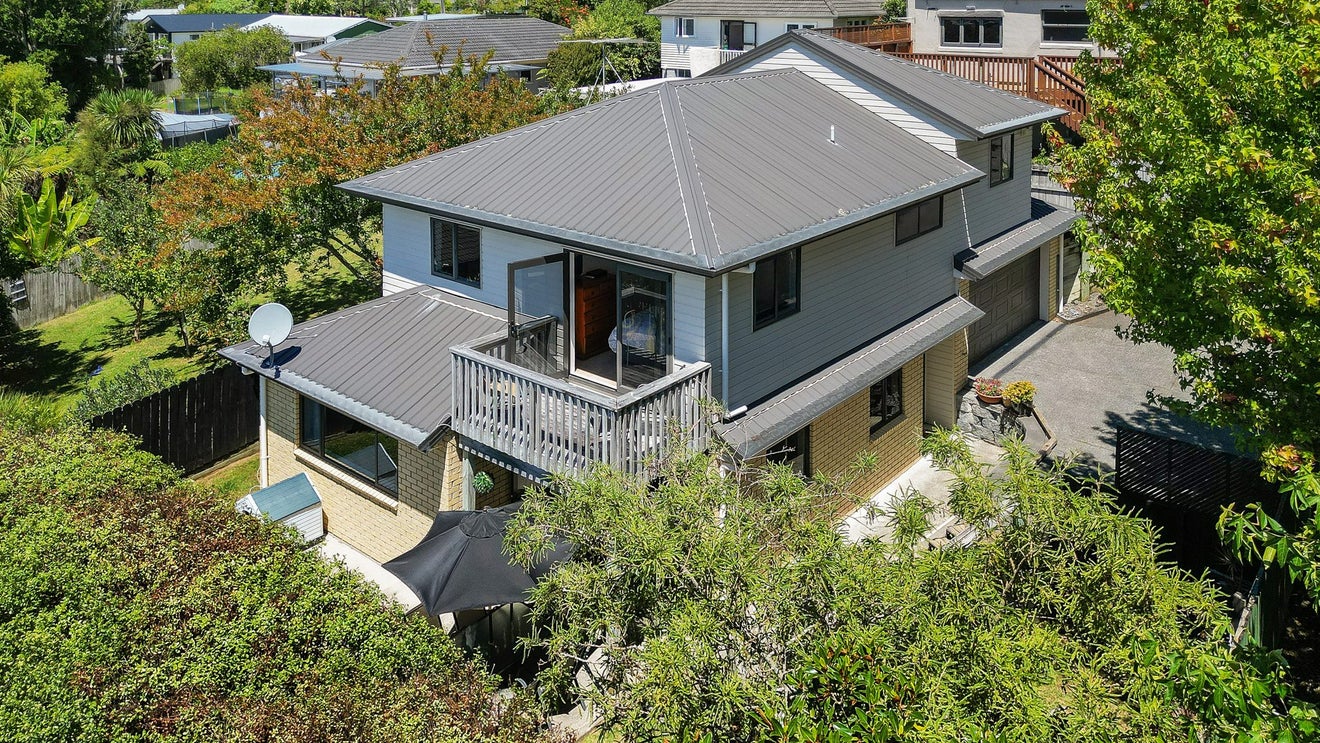 1/271 Sturges Road, Henderson, Auckland - Carousel 33