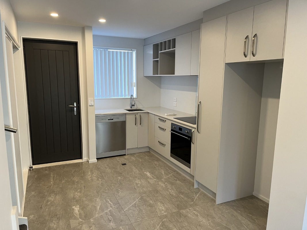 5/129 Sherborne Street, St Albans, Christchurch - Carousel 2