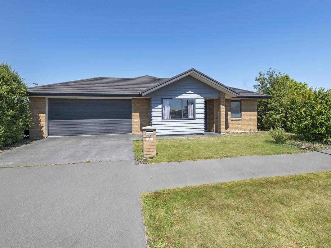 37 Limbrick Crescent, Wigram, Christchurch - Carousel 30