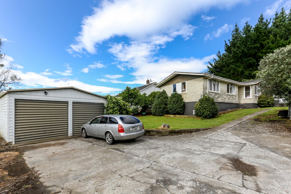 65A Endeavour Street, Marfell, New Plymouth - Carousel 1