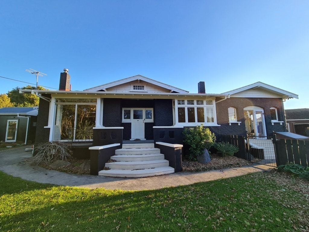 49 Huatoki Street, Vogeltown, New Plymouth - Carousel 1