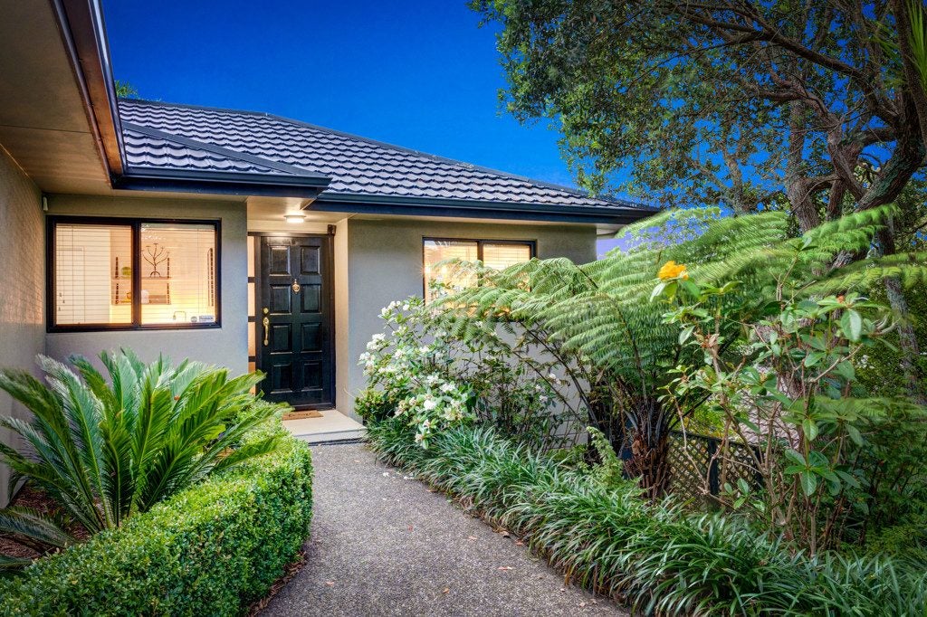 103C Glengarry Road, Glen Eden, Auckland - Carousel 1
