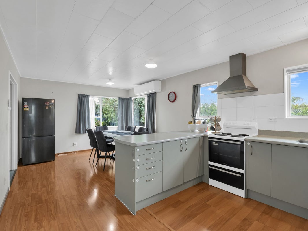 32 Stafford Street, Springvale, Whanganui, Manawatu / Whanganui - Carousel 2