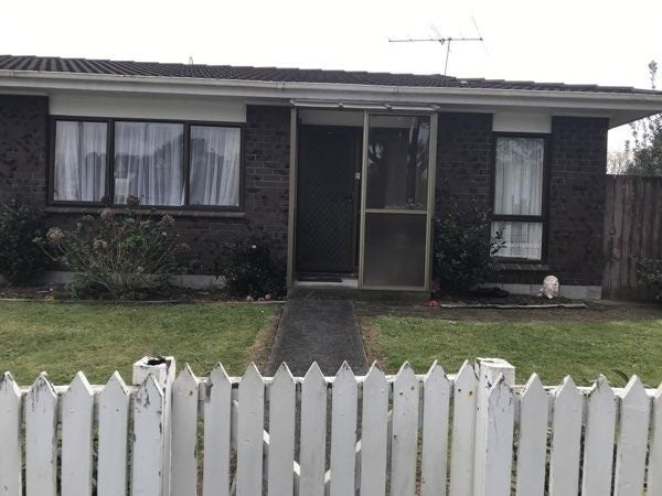 10A Sharivari Place, Conifer Grove, Takanini - Carousel 1