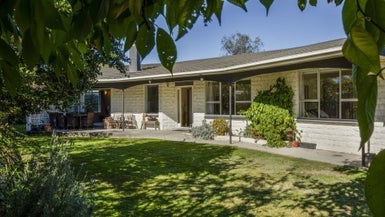 16A McCallum Street, Springlands, Blenheim - Carousel 1