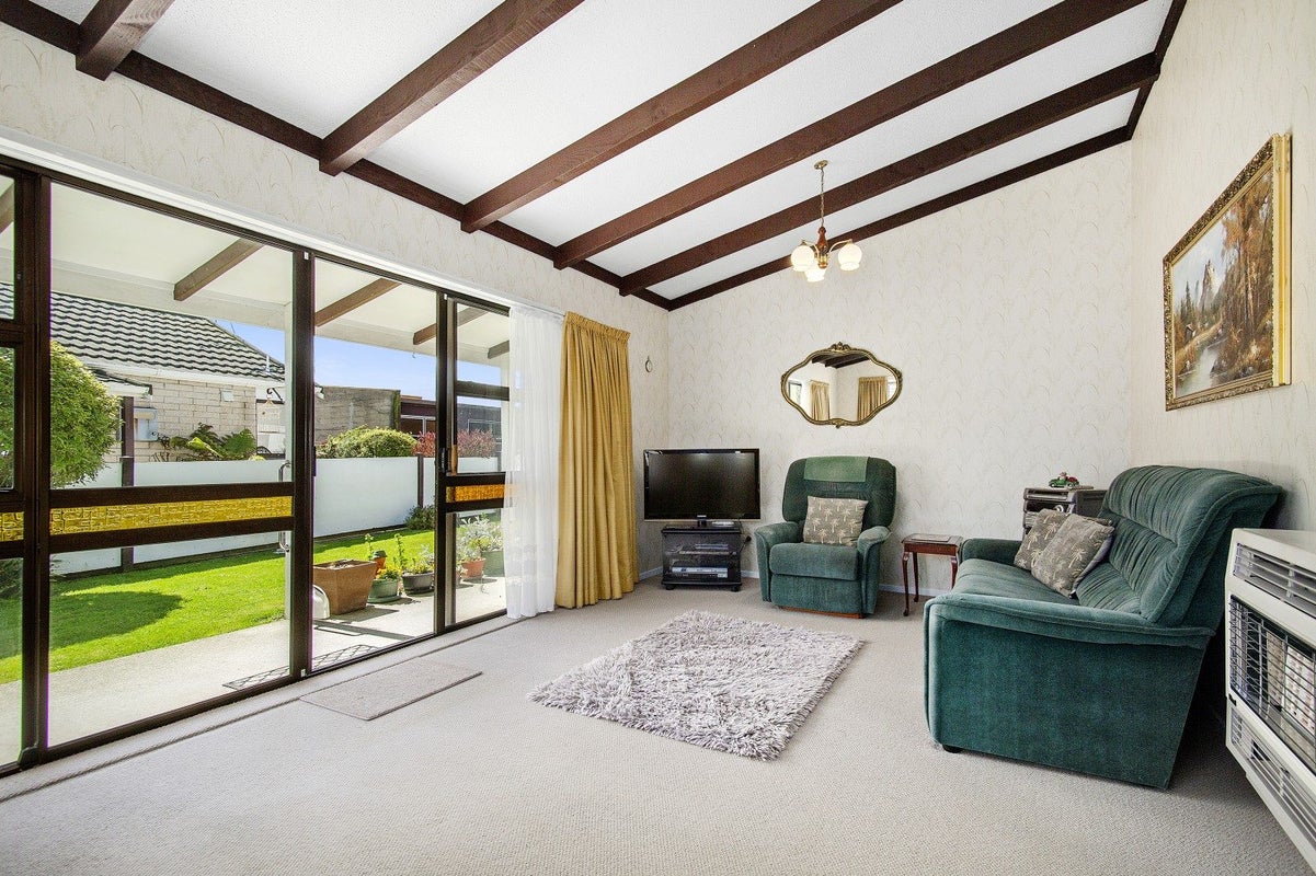 4/787 Fergusson Drive, Elderslea, Upper Hutt - Carousel 2