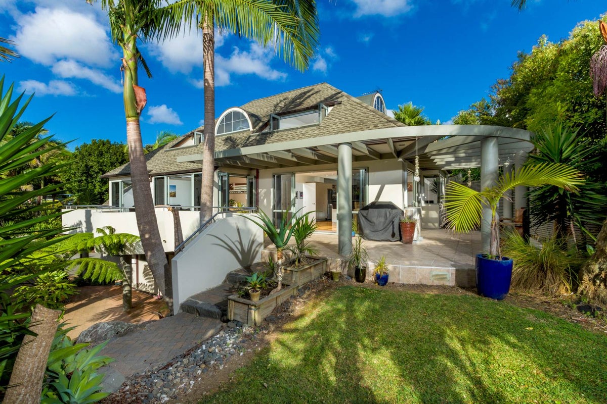 7A Valley Road, Browns Bay, Auckland - Carousel 1