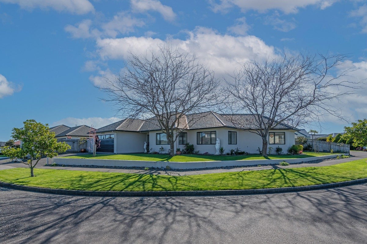 3 Virginia Grove, Milson, Palmerston North - Carousel 21