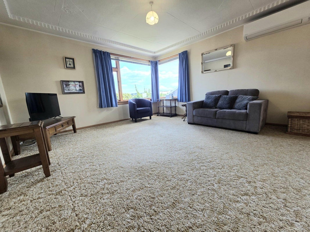 45 Upper Ure Street, South Hill, Oamaru - Carousel 2